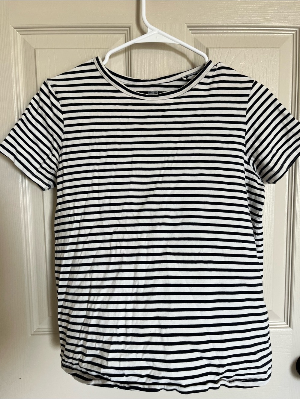 Classic Black & White Striped Short Sleeve Tee